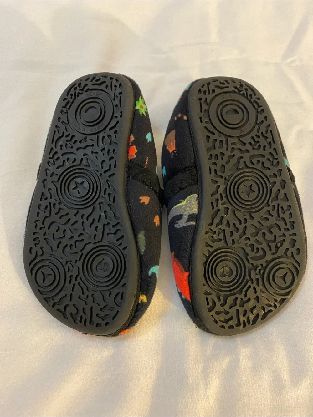 Kids Dino Print Slip-On Slippers - Black Multicolor